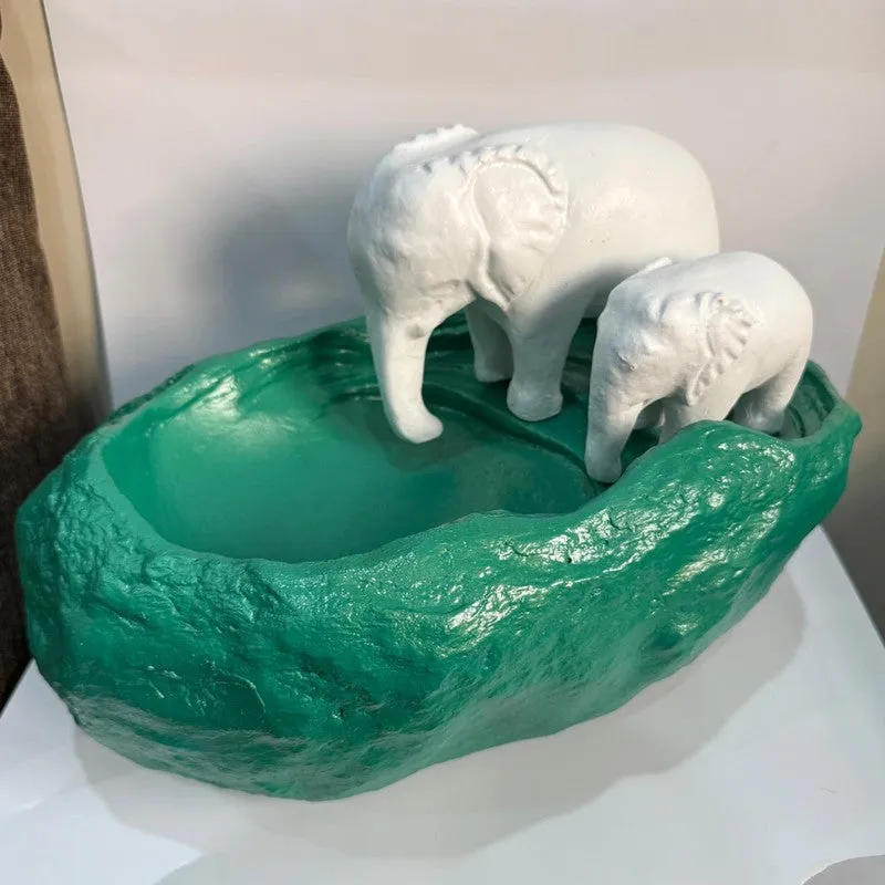 Elephant Family Decorative Resin Urli media 5