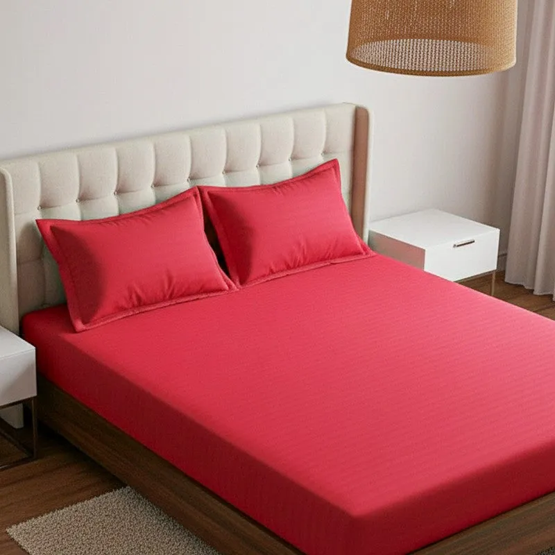 Baria Solid Cotton Bedsheet (Red) -200 TC media 3