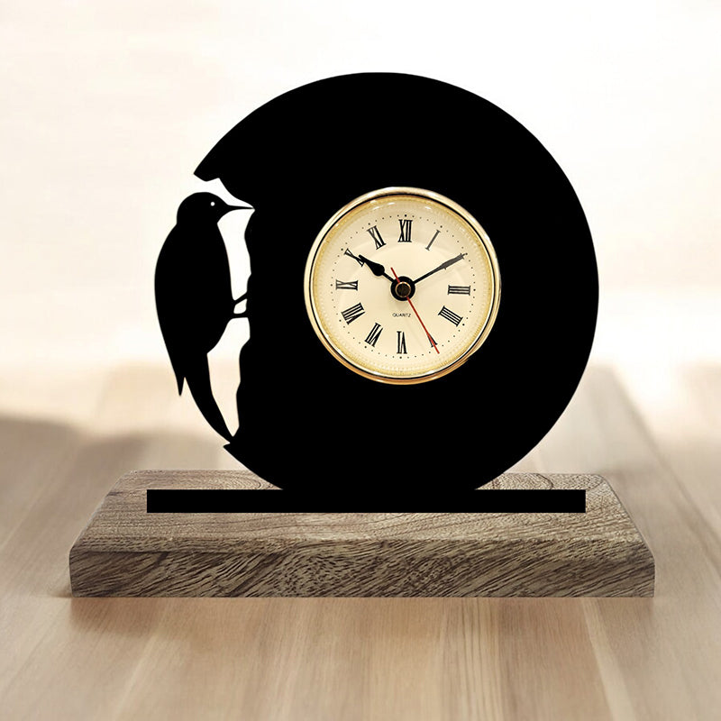 Avis Noir Analog Table Clock