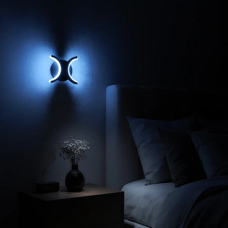 Bellora Iron & Acrylic Wall Lamp media 4