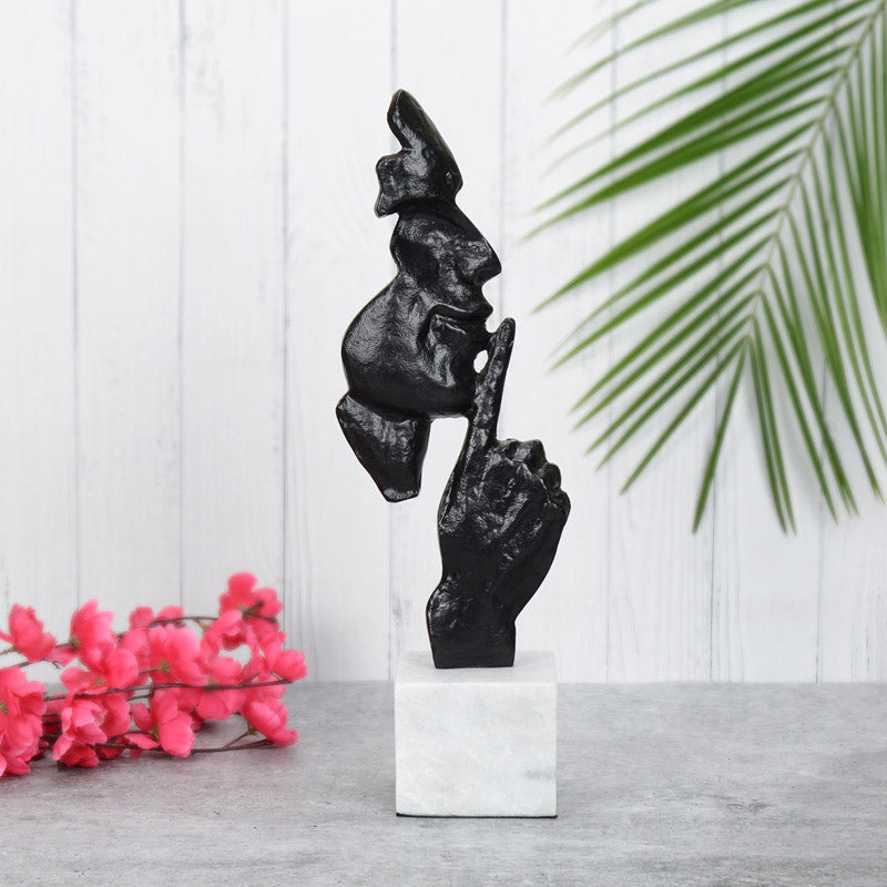 Pindrop Silence Showpiece