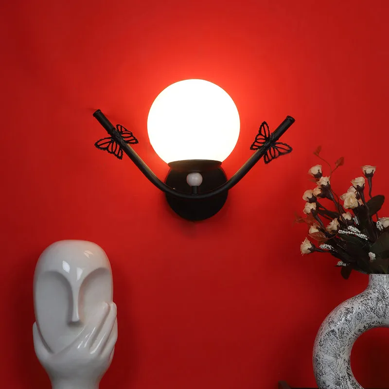 Ligna Iron Wall Lamp media 1