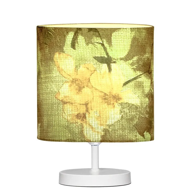LeafCharm Metal Table Lamp media 7