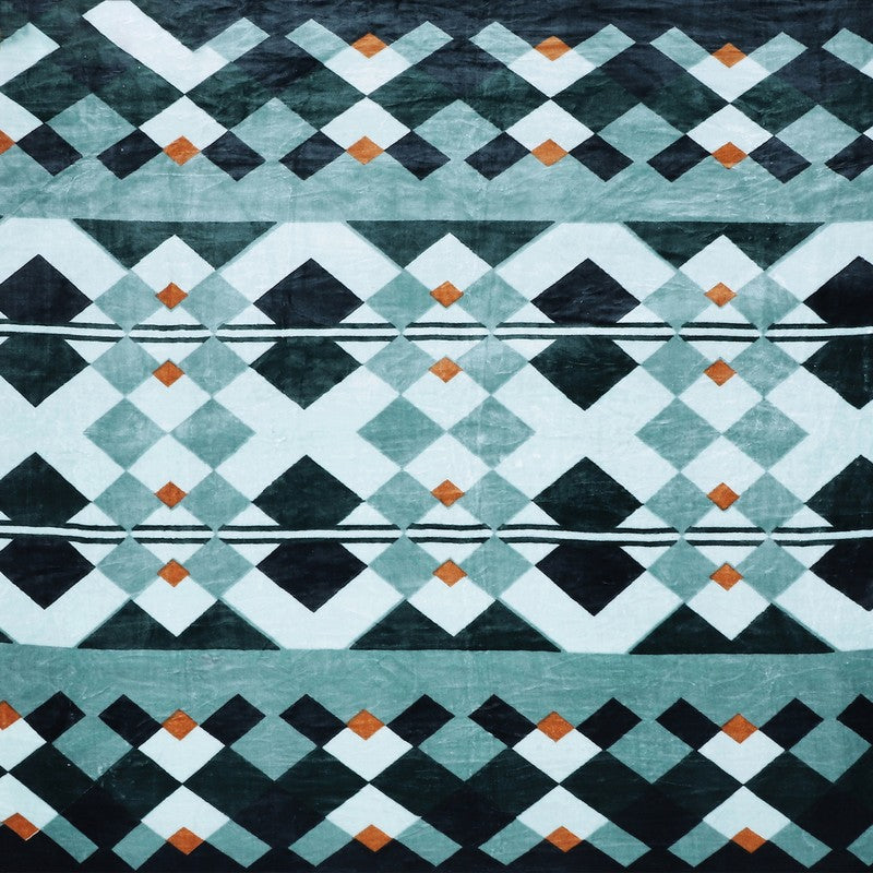 Monte Carlo Aqua Mosaic Blanket - 550 GSM media 6