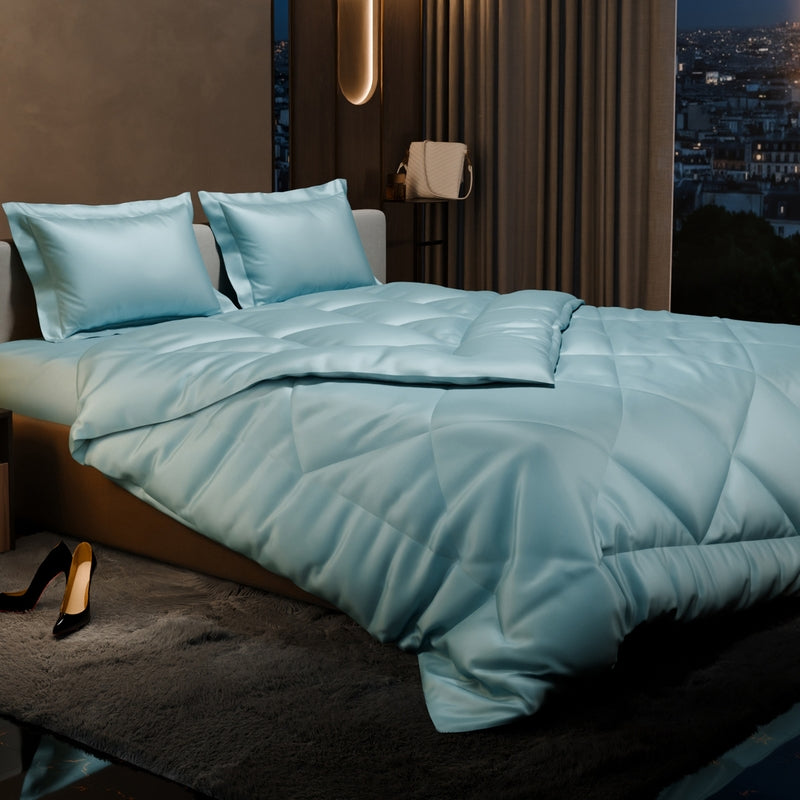 Shinique Quilted Satin Comforter (Light Blue) - 150 GSM
