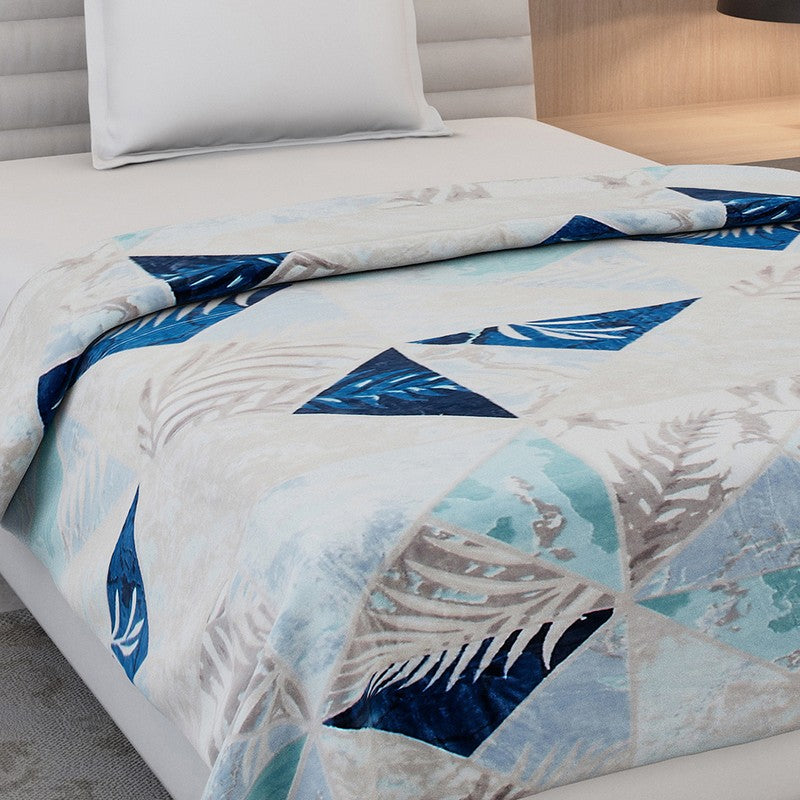 Monte Carlo Graphilo Printed Polyester Blanket (Sea Green) - 300 GSM media 5