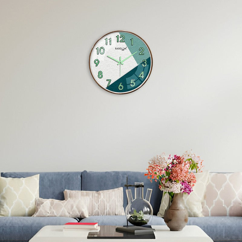 Teyra Round Modern Plastic Wall Clock - White & Blue