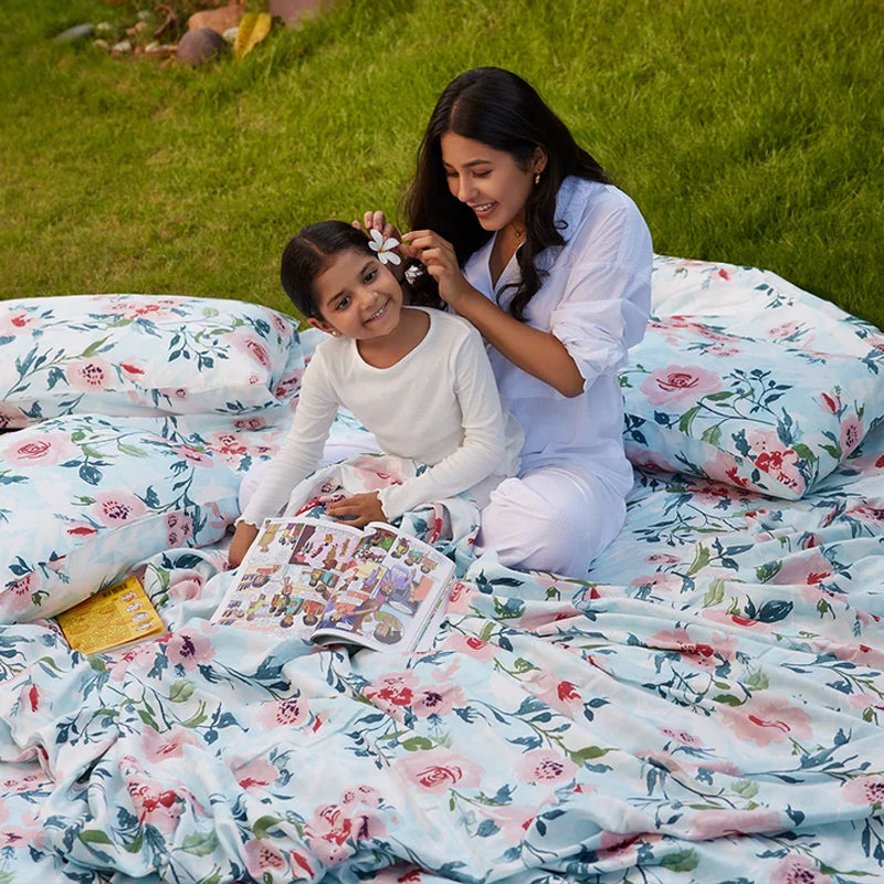 Soft Camellias Printed Cotton Duvet Cover - Pink media 7