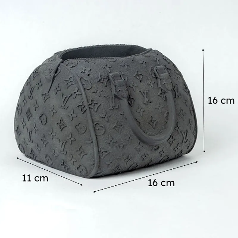Lorga Bag Showpiece media 6