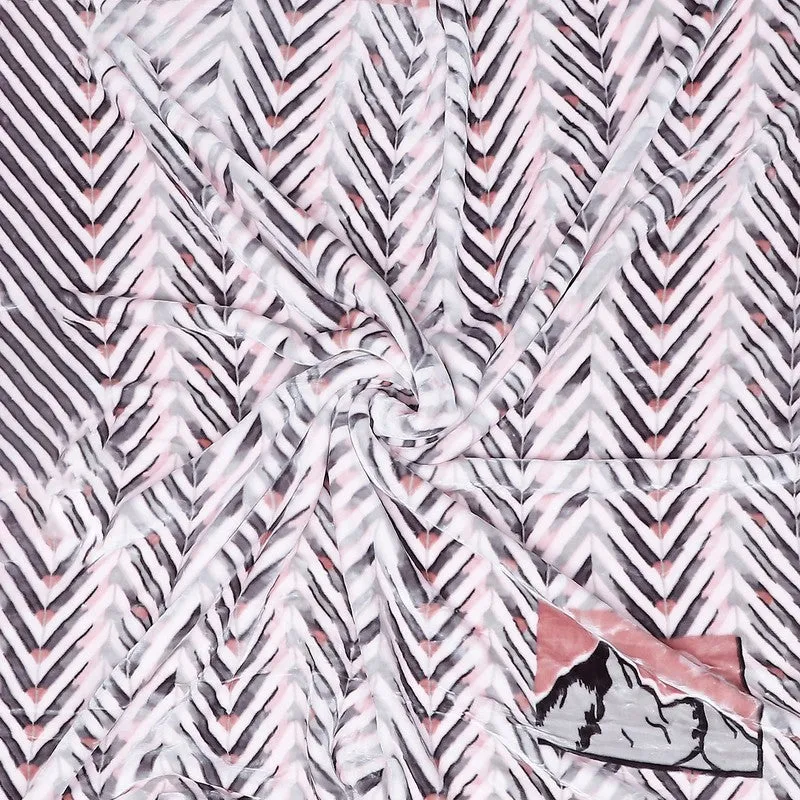Monte Carlo Blush Palm Oasis Blanket - 800 GSM media 7