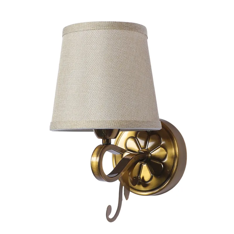Maisa Iron Wall Lamp media 5
