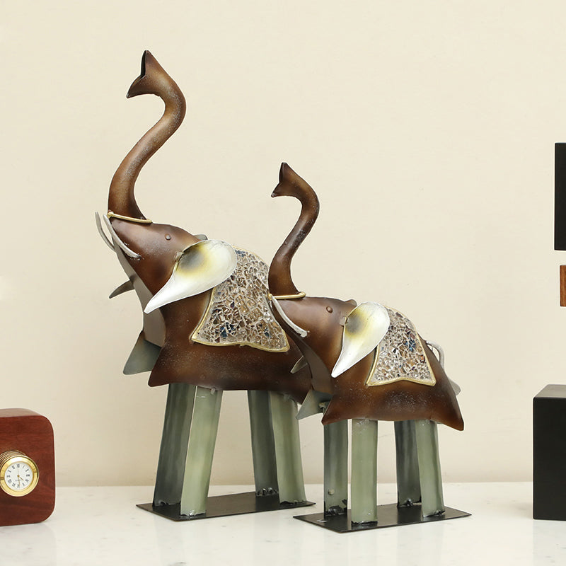 Twin Titans Metal Showpiece - Set Of Two