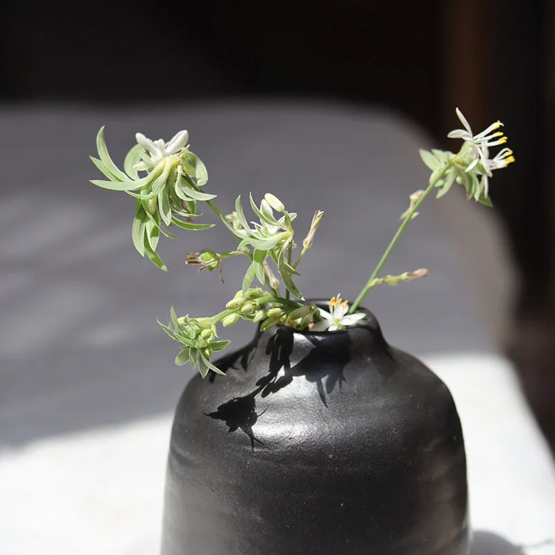 Bruna Ceramic Vase - Black media 3