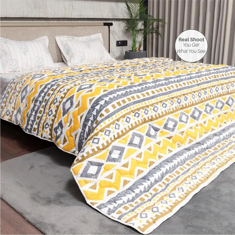 Urban Space New York Reversible Comforter - 200 GSM media 4