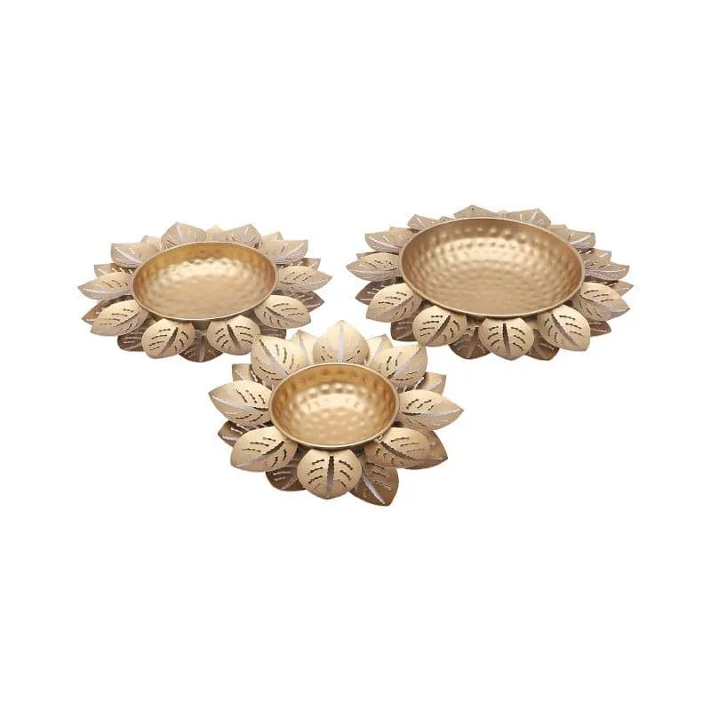 Gosthana Ethnic Urli - Set Of Three media 4