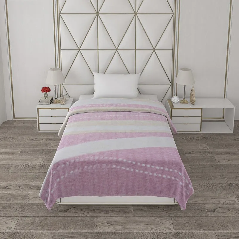 Monte Carlo Lavender Dreams Blanket - 500 GSM media 3