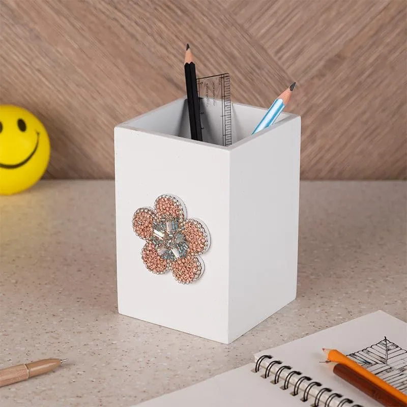 Flora Buddie Stationery Holder - Bloom Collection media 1