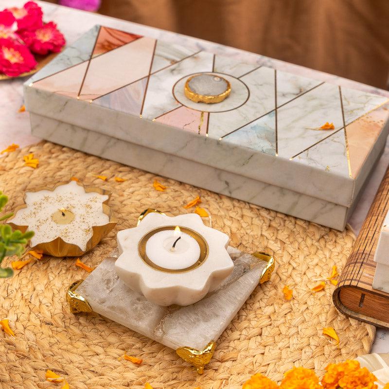Athviya Agate Gift Box - White media 4