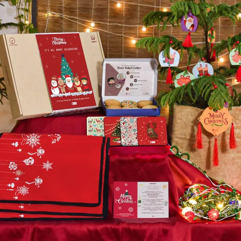 The Festive Cheers Christmas Gift Box media 1
