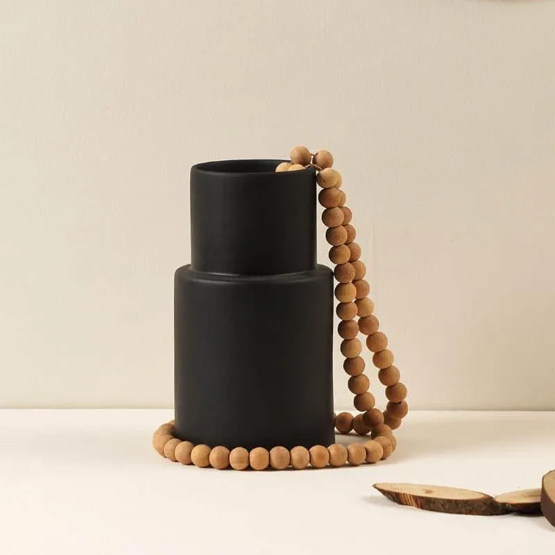Mika Vase - Black media 3