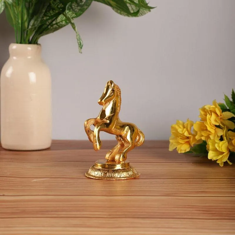 Horse Majesti Showpiece media 1