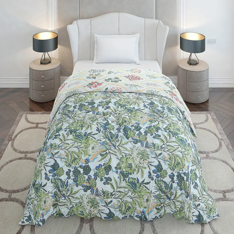Monte Carlo Bloomora Floral Polyester Reversible Comforter (Green) - 120 GSM media 5