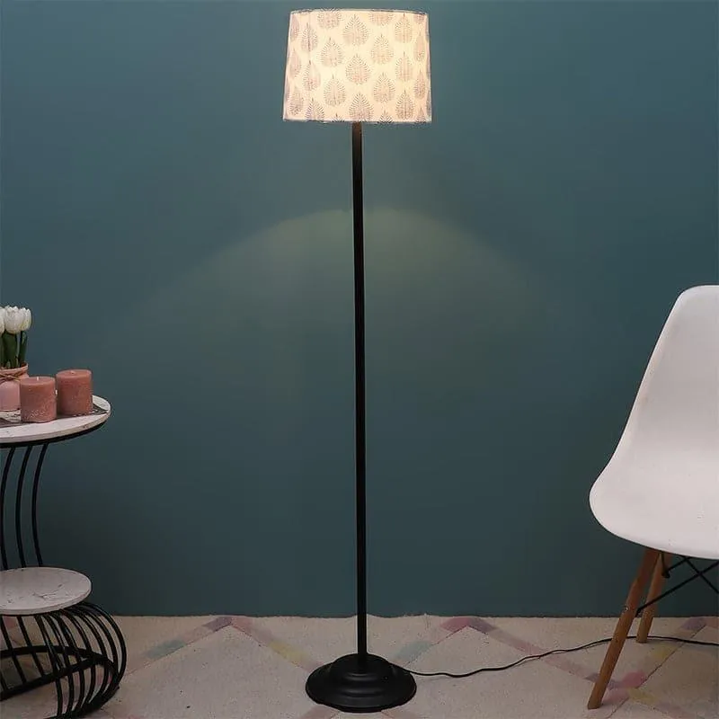 Tropica Bergo Floor Lamp media 3