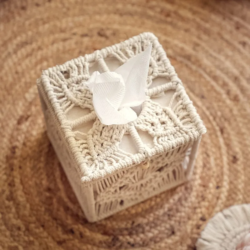 Jahan Macrame Tissue Holder media 4