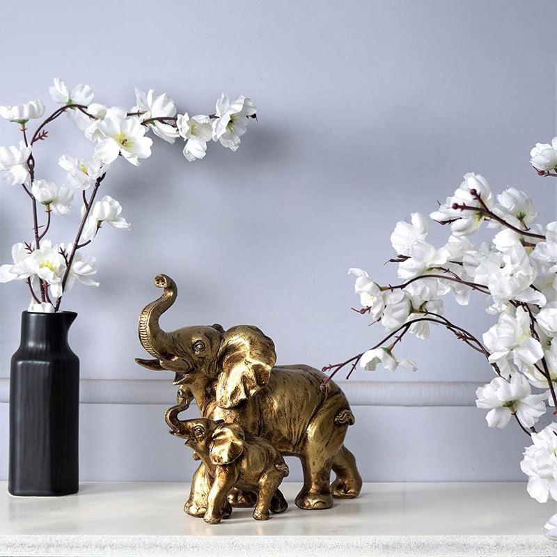 Gentle Giants Painted Resin Showpiece image 4