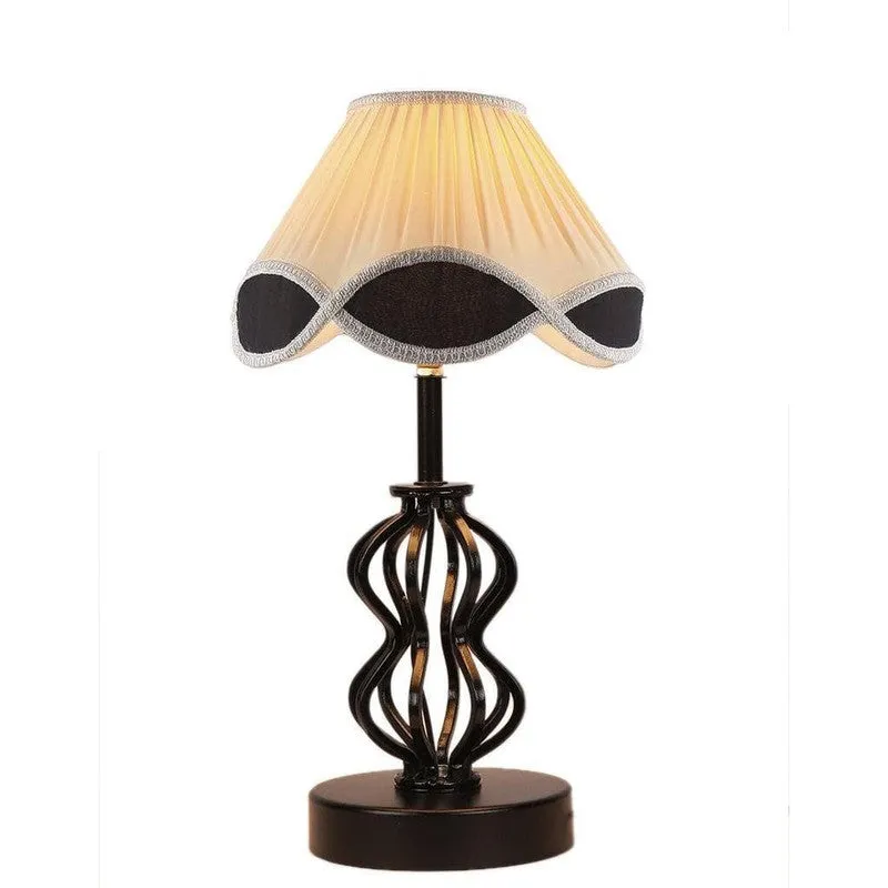 Vintage Iggly Wiggly Fabric Table Lamp - White,Black media 5