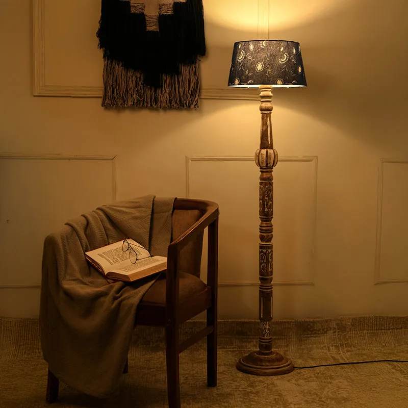 Arka Prism Bleu Floor Lamp media 1