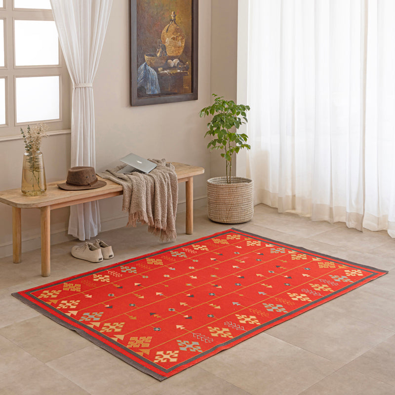 Dhaga Handwoven Cotton Rug media 4