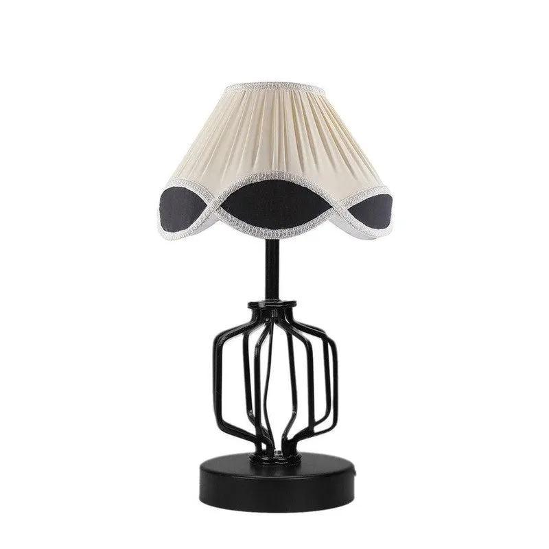 Retro Metal & Fabric Table Lamp - White,Black media 4