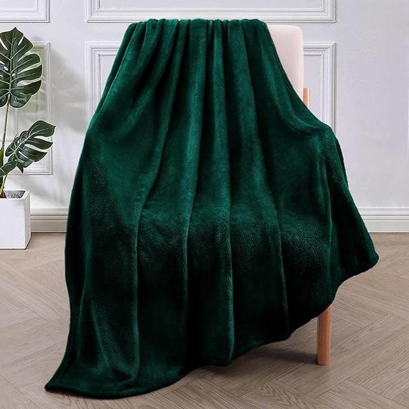 Sarva Solid Knitted Cotton Flannel Blanket (Dark Green) - 190 GSM media 4