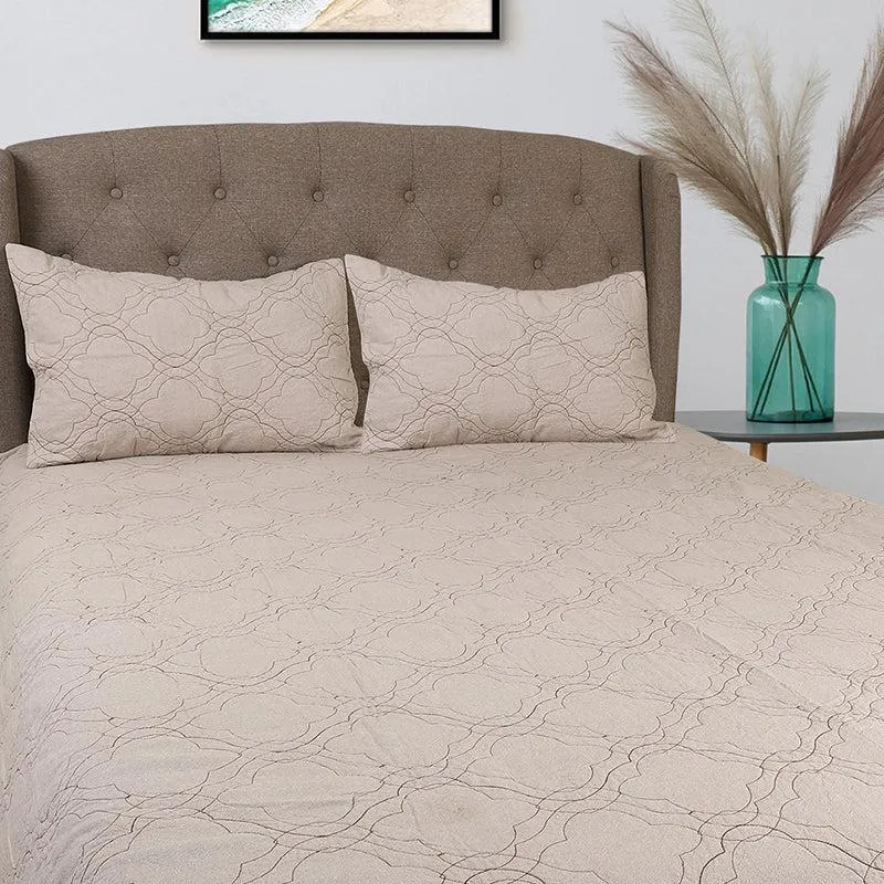 Sunbeam Weave Geometric Cotton Quilt - 250 GSM media 4
