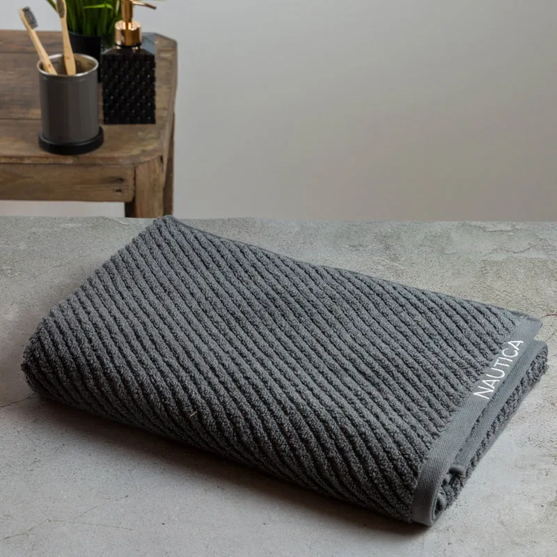 Nautica Riviera Bath Towel - Grey media 4