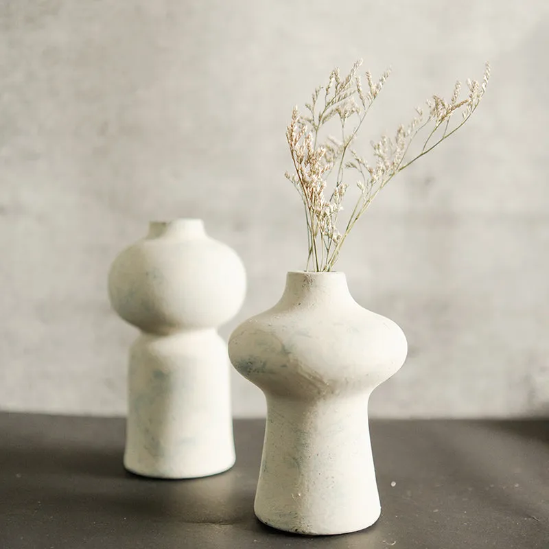 Terra Bubble Porcelain Vase With Dried Flower media 1