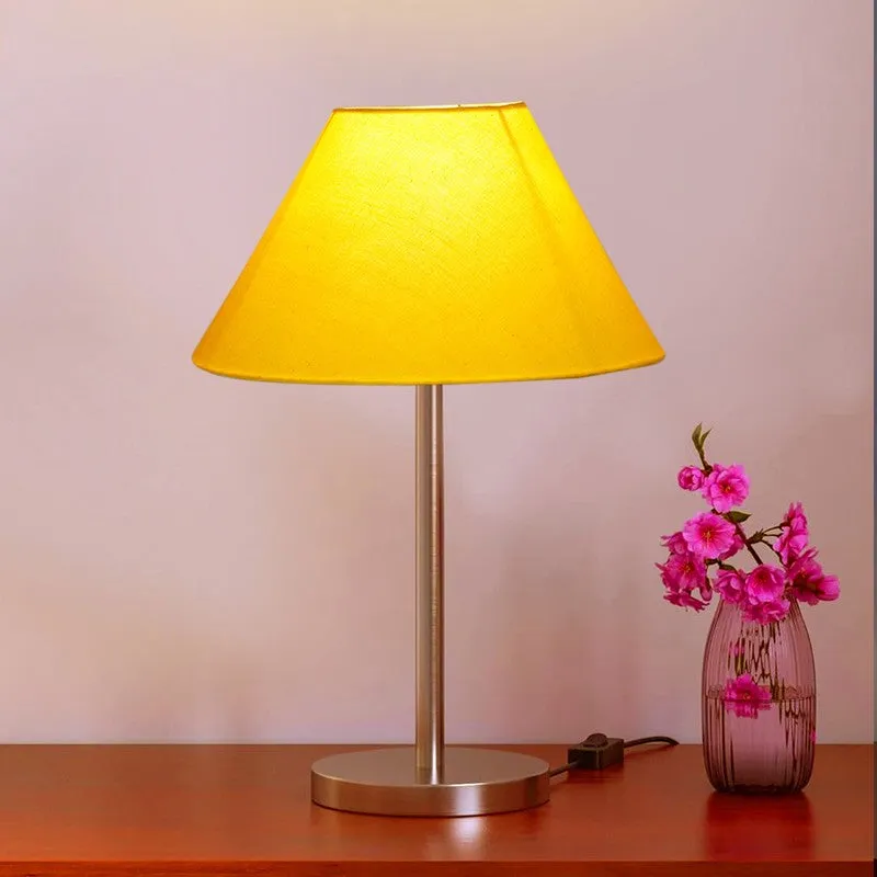 Noctra Nova Glow Metal Table Lamp - Yellow media 3