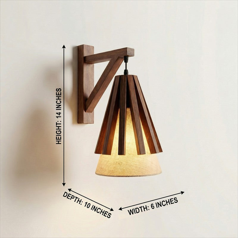 StripePulse Wooden Wall Lamp - Brown media 11