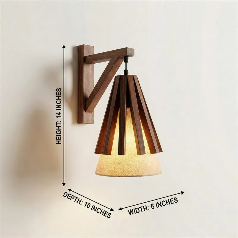 StripePulse Wooden Wall Lamp - Brown media 11