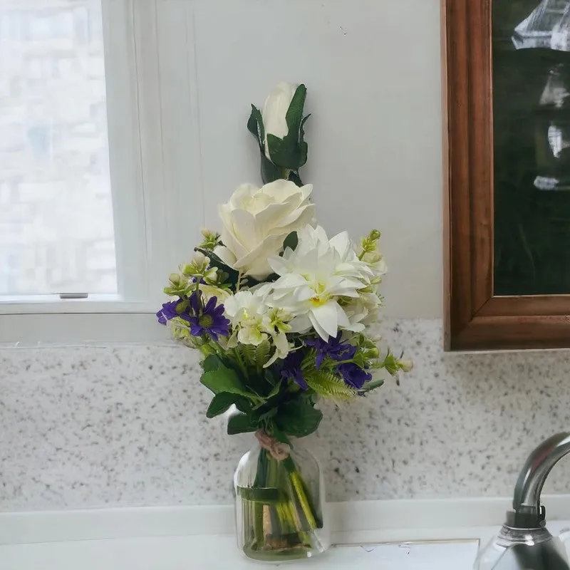 Fleuria Artificial Flowers Bunch media 5