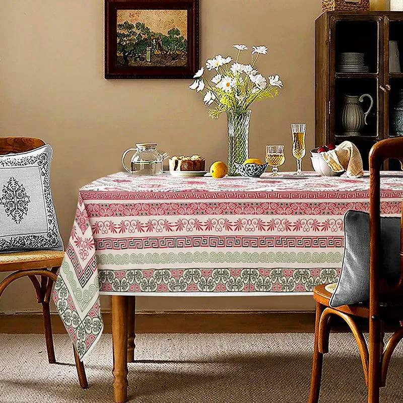 Rossiya Floral Table Cover media 3