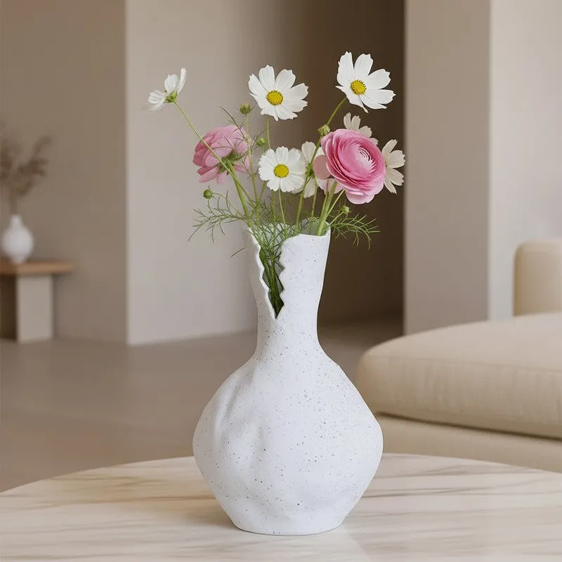 Zenolith Ceramic Vase media 1
