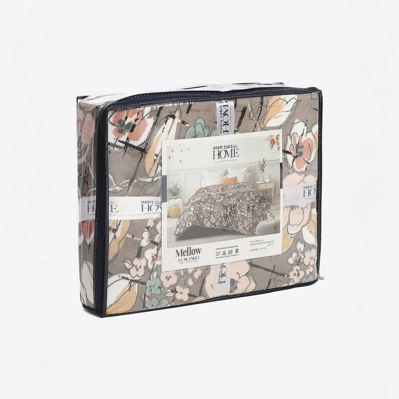 Monte Carlo Bluemora Floral Print Polyester Blanket (Beige) - 210 GSM media 7