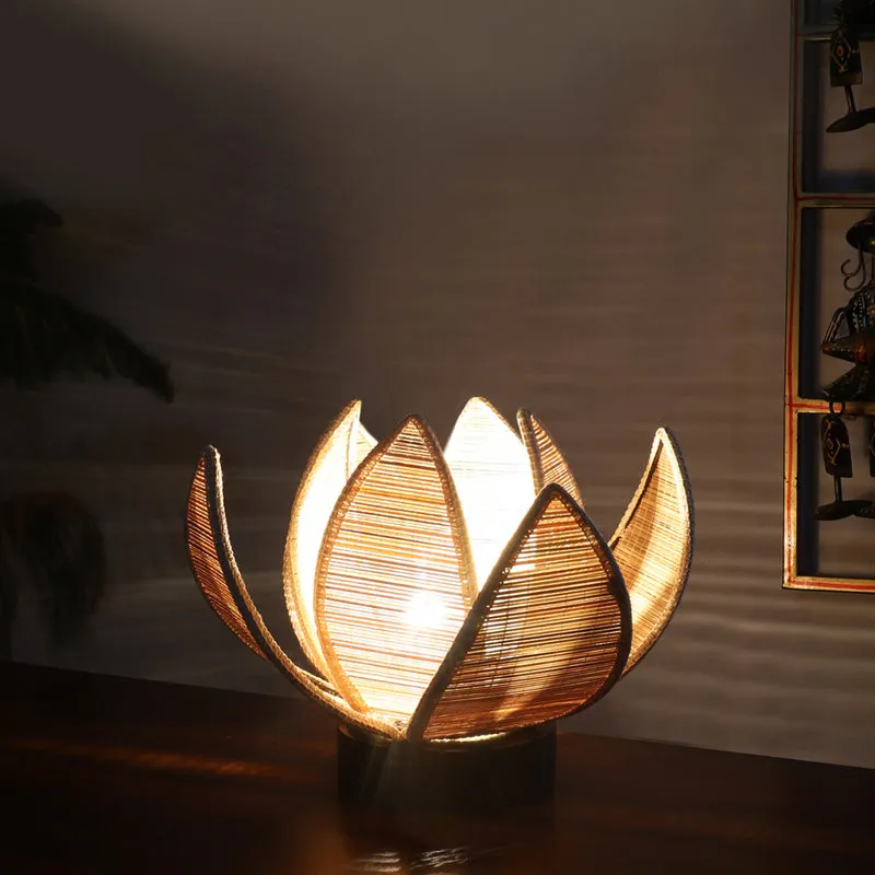Bamboo Lotus Table Lamp - Beige media 1