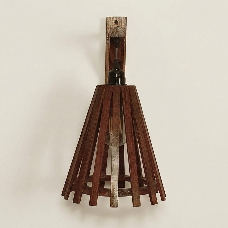 StripeForm Wooden Wall Lamp - Brown media 7