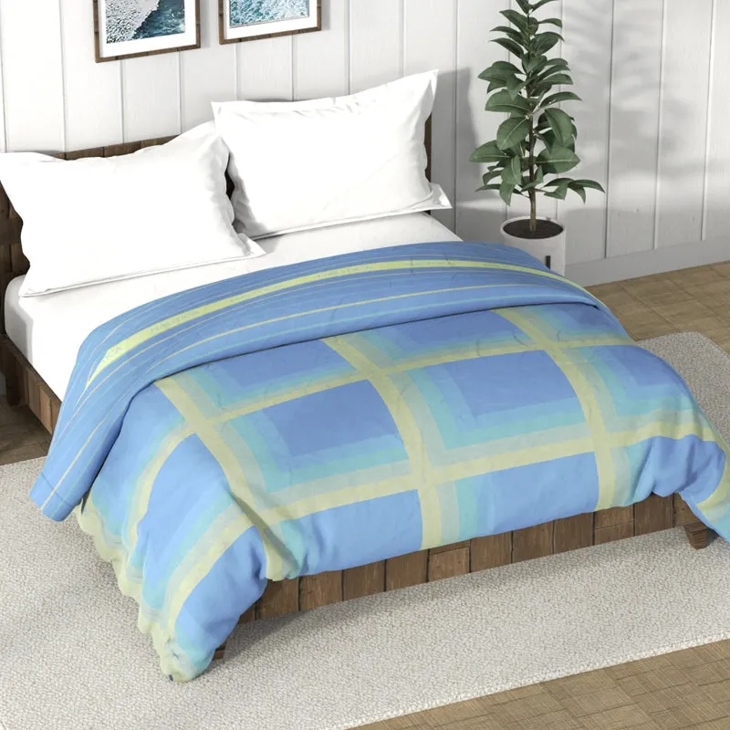Nautica Refined Mosaic Reversible Comforter (Blue,Beige) - 130 GSM media 1