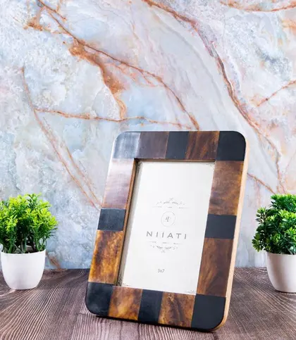 MDF · Resin