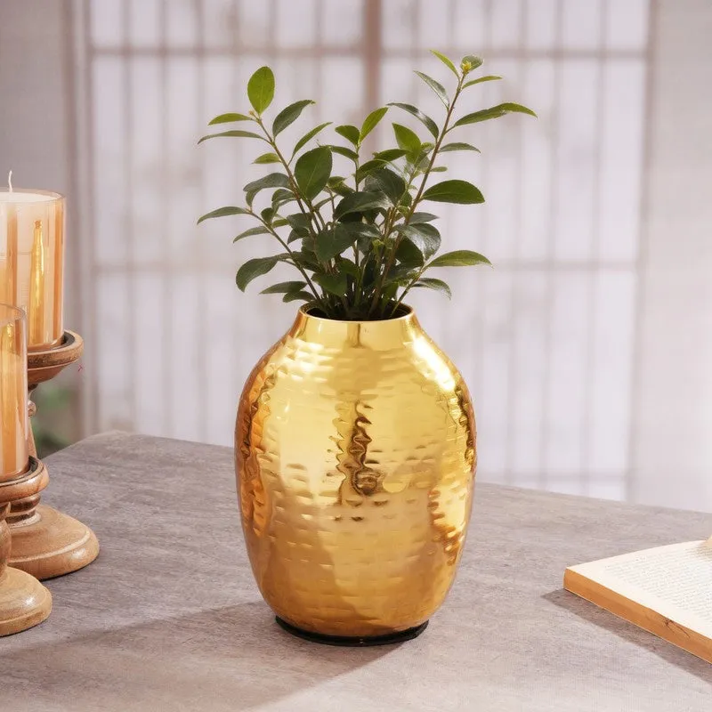 Petal Cascade Metal Vase -Gold media 10