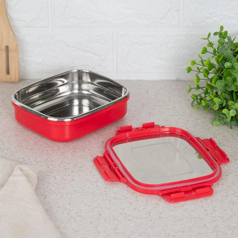 Vault Microwave Safe Lunch Box (Red) - 575 mL media 5